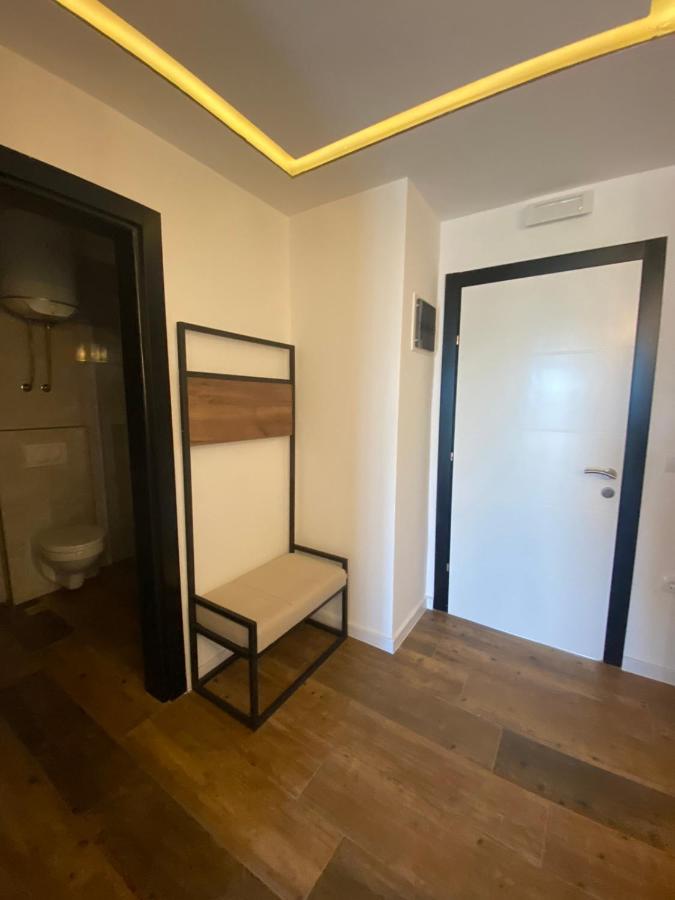 Apartments Stanaj Улцин Екстериор снимка