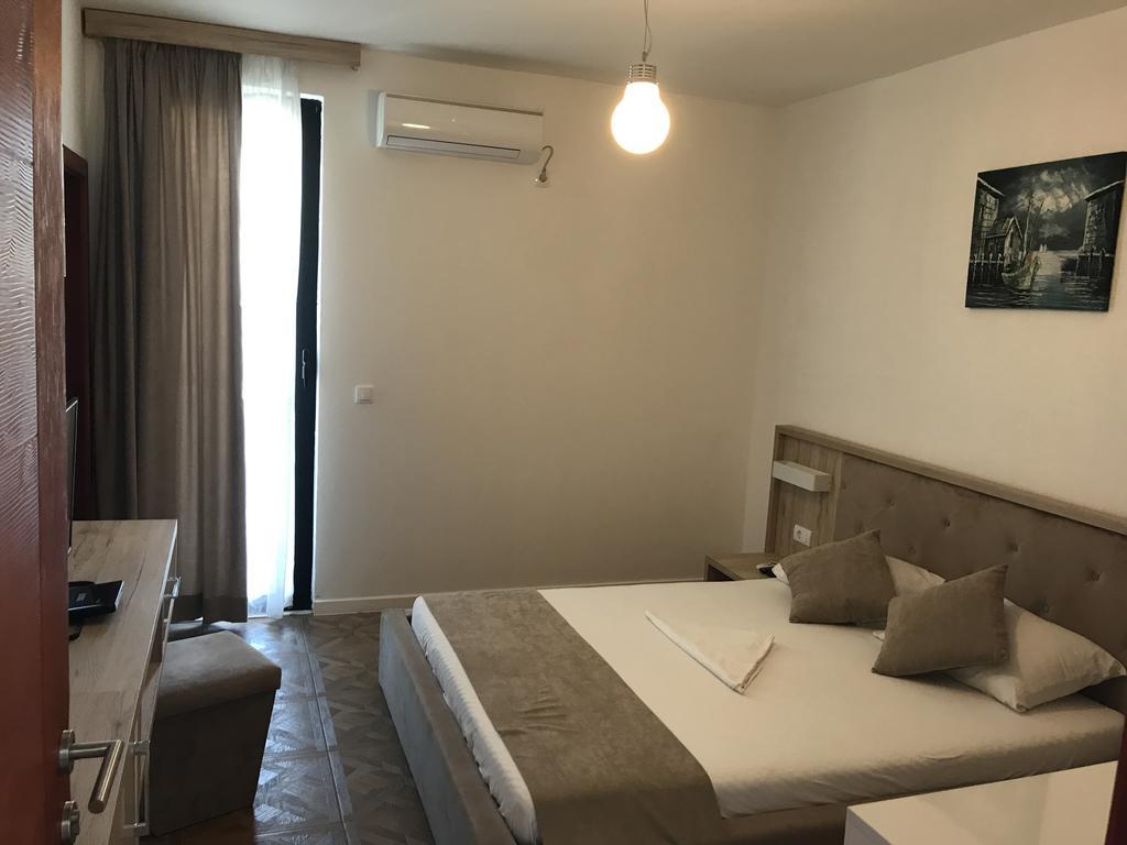 Apartments Stanaj Улцин Екстериор снимка