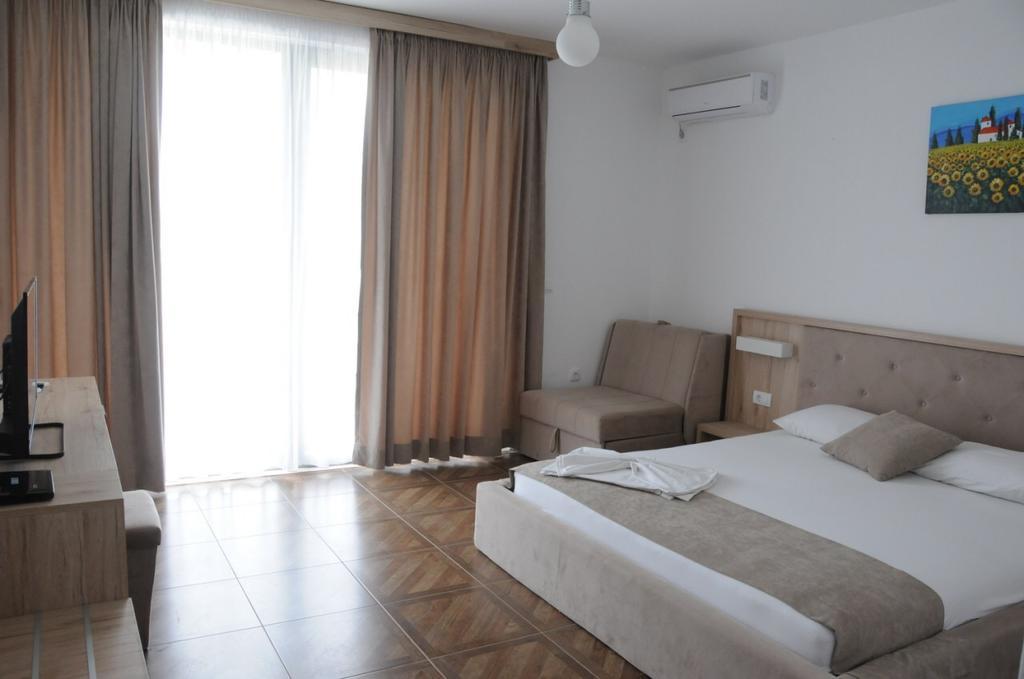 Apartments Stanaj Улцин Екстериор снимка