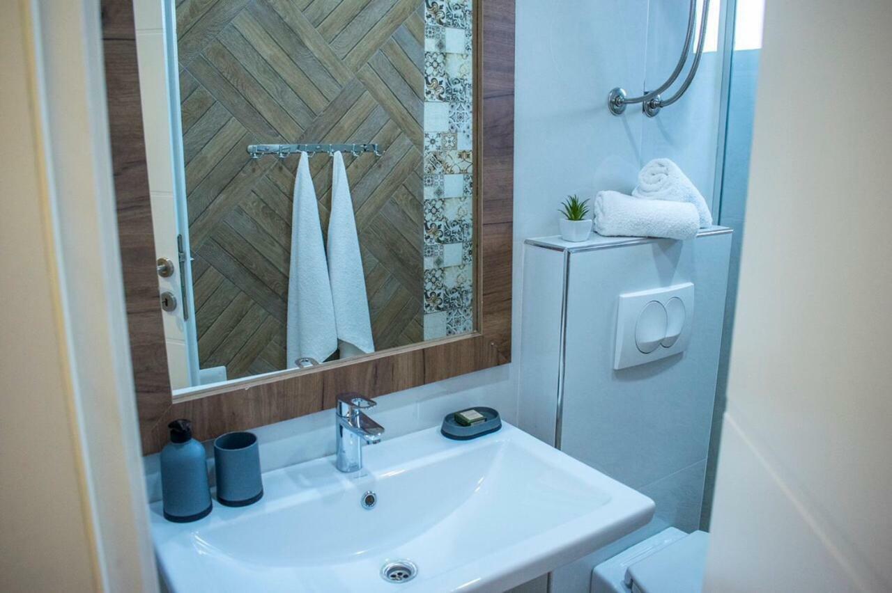 Apartments Stanaj Улцин Екстериор снимка