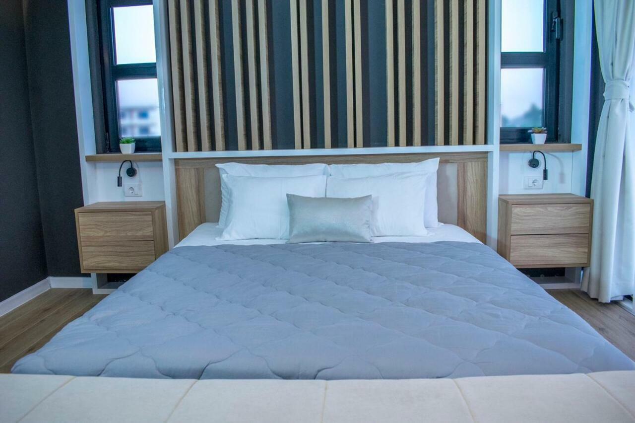 Apartments Stanaj Улцин Екстериор снимка